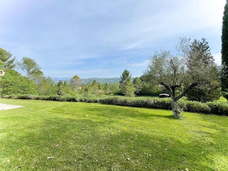 Belle Villa Avec Jardin Piscine Et Salle De Sport Montauroux Exterior photo